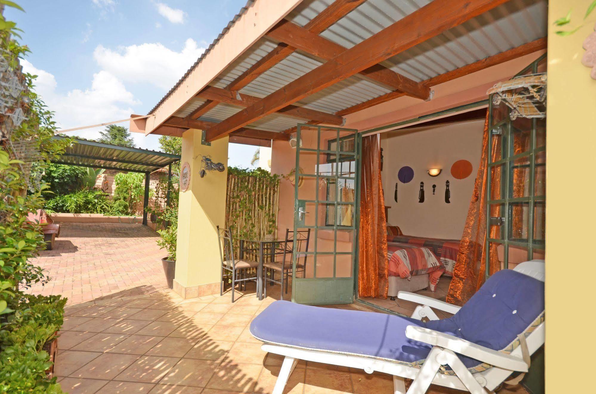 Cherry Tree Cottage B&B Linden Johannesburg Exterior photo